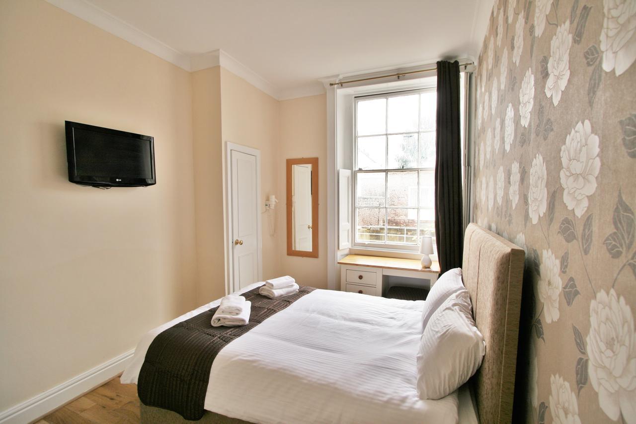 Central Studios Gloucester Place By Roomsbooked Челтенхам Экстерьер фото